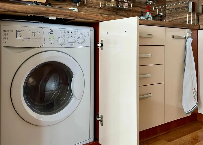 Apartamento Beachfront Havana Sveti Vlas